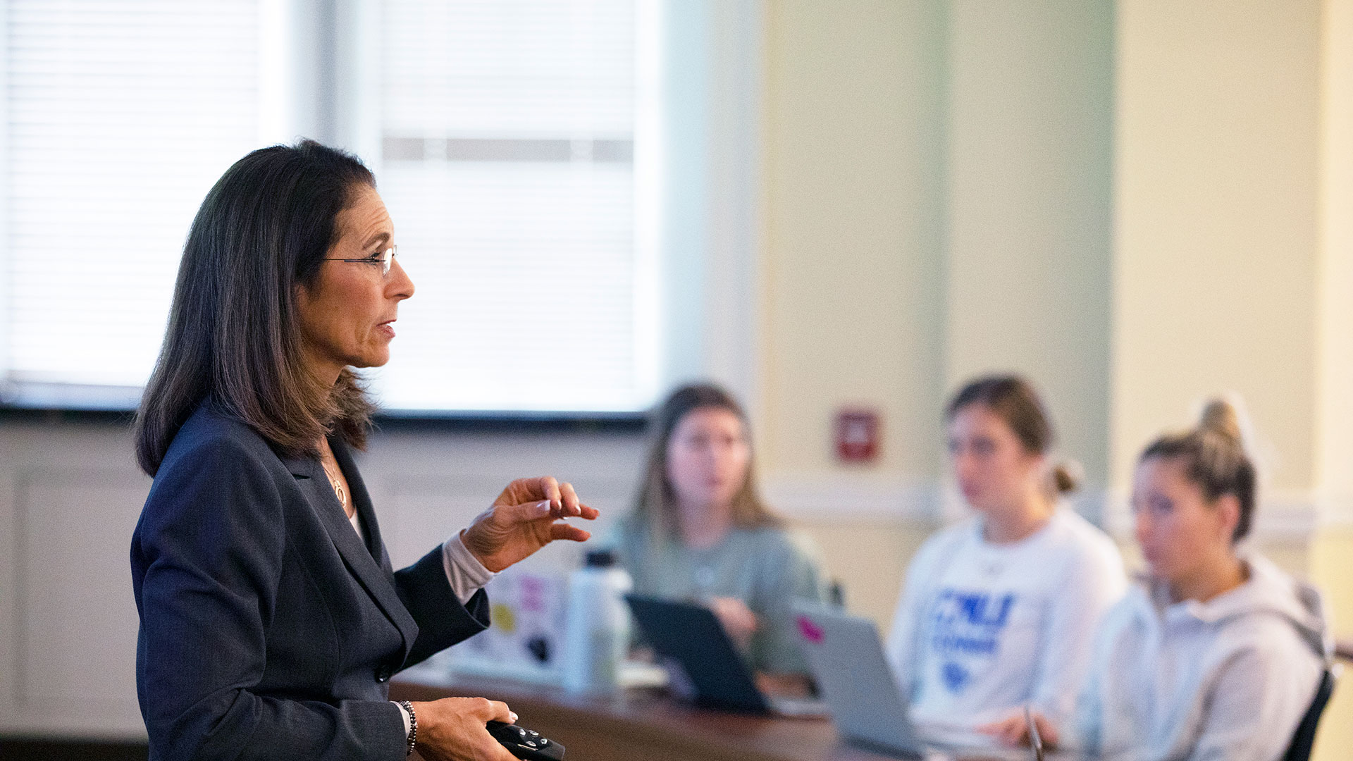 Dr. Lisa Spiller teaching a class