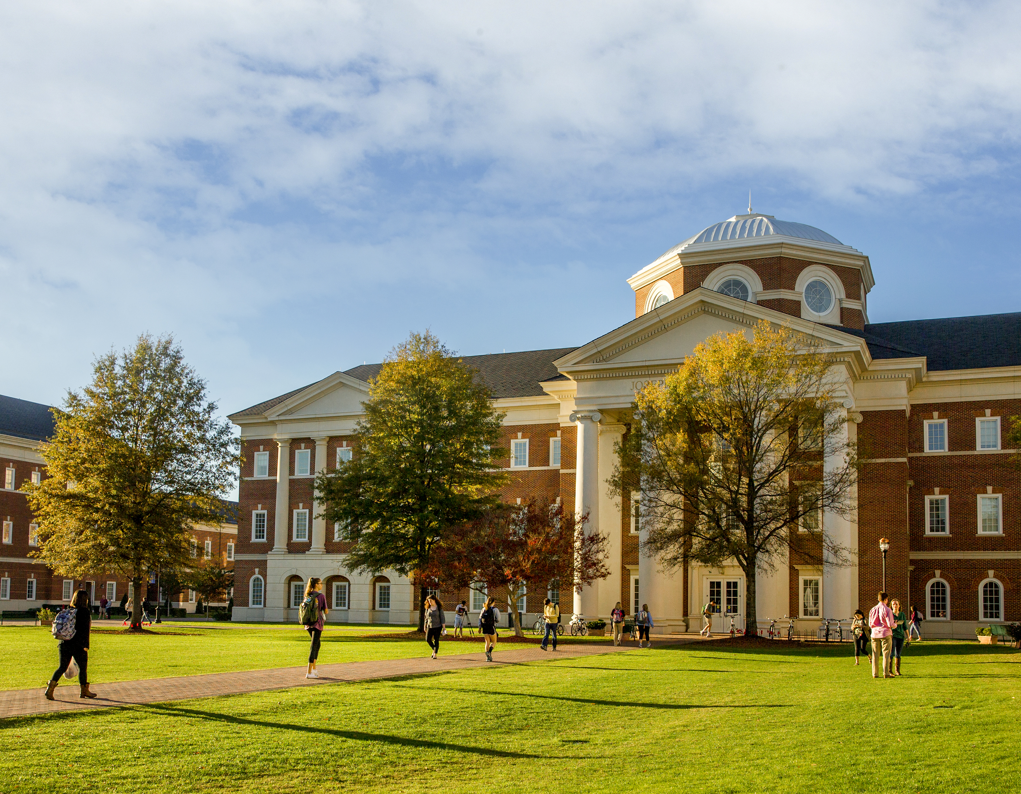 Luter School of Business building
