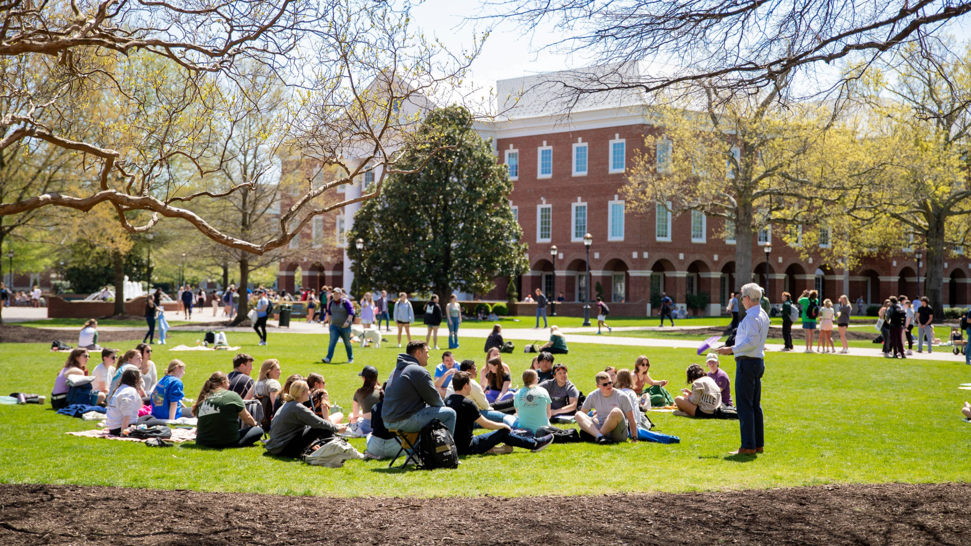 Class on the Great Lawn