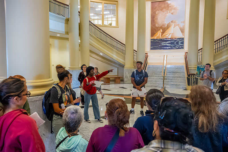 CNU Spanish students giving a tour of campus