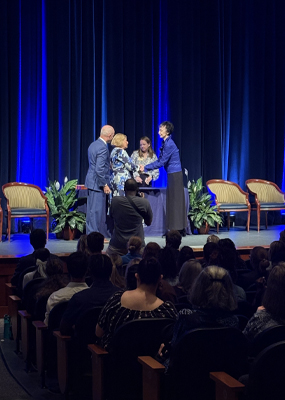 The Kellys with Alumna Dr. Lois Wright